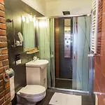 Fregata Alojamento de Acomodação e Pequeno-almoço Ełk