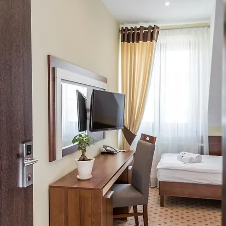Fregata 4* Ełk